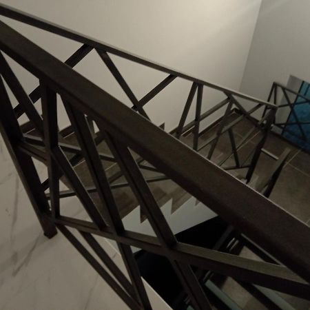39 Apart Hotel Lviv Bagian luar foto