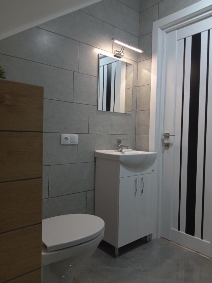 39 Apart Hotel Lviv Bagian luar foto